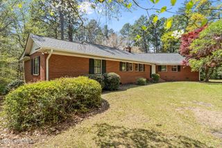 225 Arbutus Road, Southern Pines, NC 28387