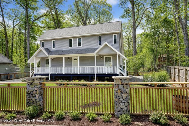 25 Pine Grove Street, Woodstock, NY 12498
