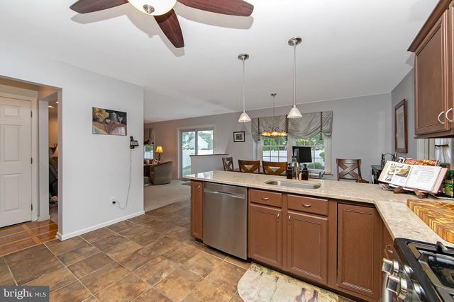 824 CANVASBACK DR, Mullica Hill, NJ 08062