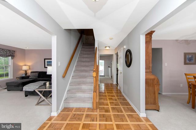 824 CANVASBACK DR, Mullica Hill, NJ 08062