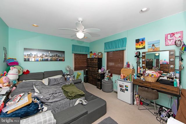 824 CANVASBACK DR, Mullica Hill, NJ 08062