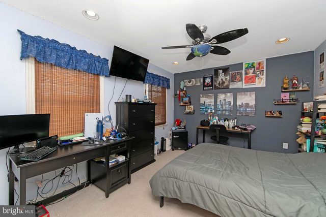 824 CANVASBACK DR, Mullica Hill, NJ 08062