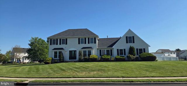 824 CANVASBACK DR, Mullica Hill, NJ 08062