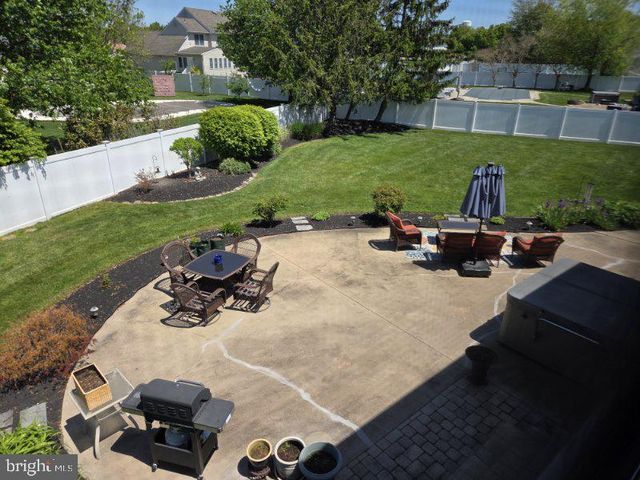 824 CANVASBACK DR, Mullica Hill, NJ 08062