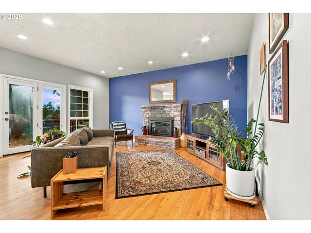 21380 HORTON Ct, West Linn, OR 97068