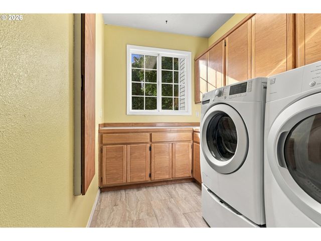21380 HORTON Ct, West Linn, OR 97068