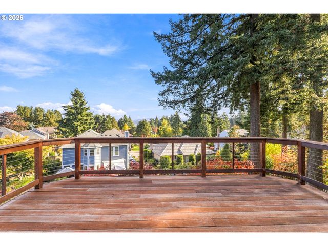 21380 HORTON Ct, West Linn, OR 97068