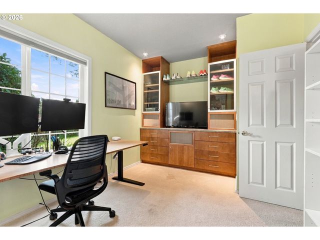 21380 HORTON Ct, West Linn, OR 97068
