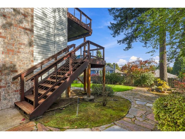 21380 HORTON Ct, West Linn, OR 97068