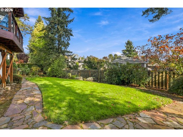 21380 HORTON Ct, West Linn, OR 97068