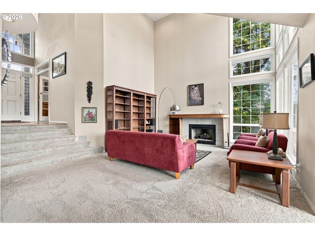 21380 HORTON Ct, West Linn, OR 97068