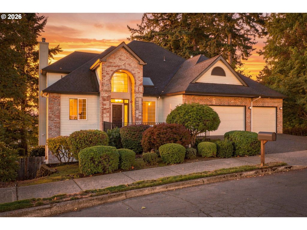 21380 HORTON Ct, West Linn, OR 97068