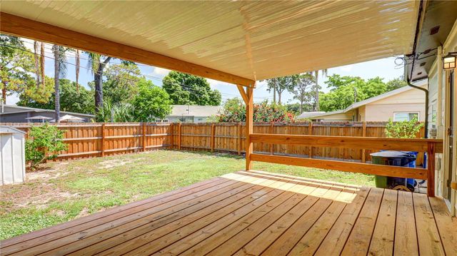 8110 DIAGONAL ROAD N, St Petersburg, FL 33702