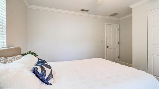 8110 DIAGONAL ROAD N, St Petersburg, FL 33702