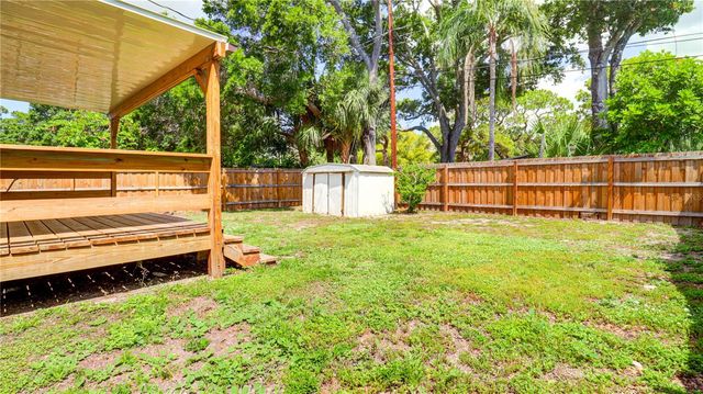 8110 DIAGONAL ROAD N, St Petersburg, FL 33702