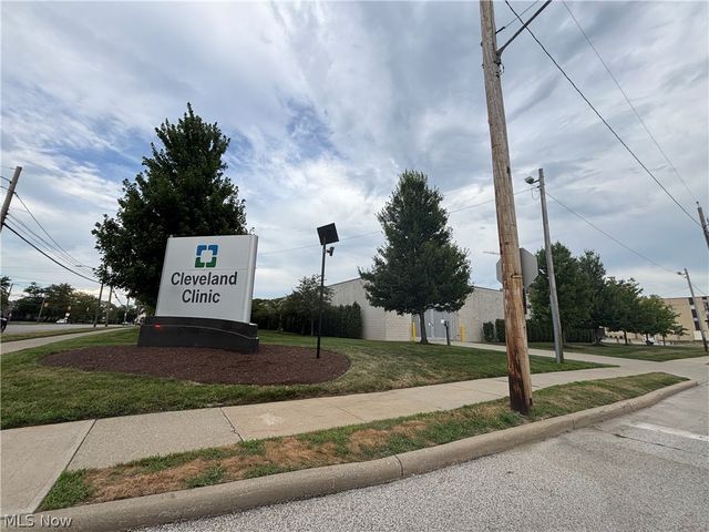 1944 E 82nd Street, Cleveland, OH 44103