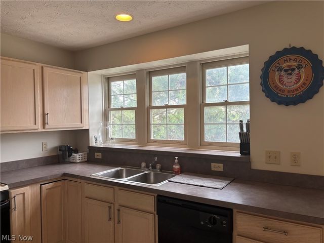 1944 E 82nd Street, Cleveland, OH 44103