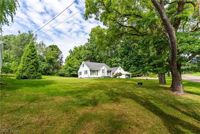 4216 State Road, New Franklin, OH 44319