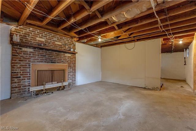 4216 State Road, New Franklin, OH 44319