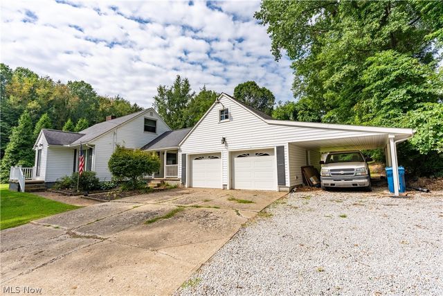 4216 State Road, New Franklin, OH 44319
