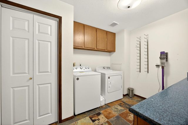 1979 Upper Applegate Road, Jacksonville, OR 97530