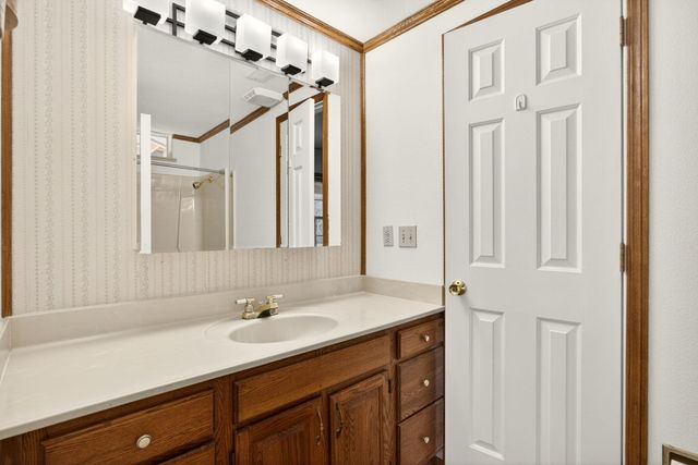 1979 Upper Applegate Road, Jacksonville, OR 97530