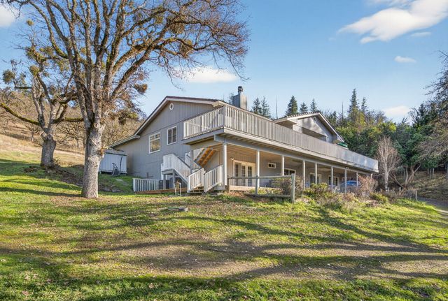 1979 Upper Applegate Road, Jacksonville, OR 97530