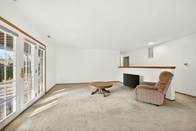 1979 Upper Applegate Road, Jacksonville, OR 97530