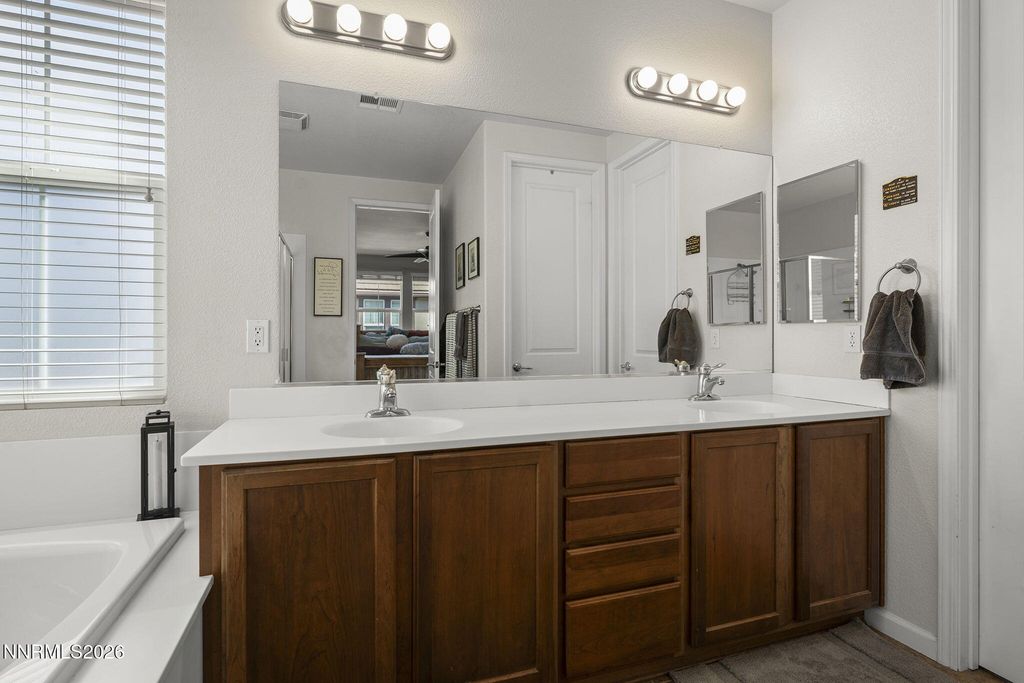 Image 19 of property listing at 2220 Heavenly View Trail, Reno, NV 89523