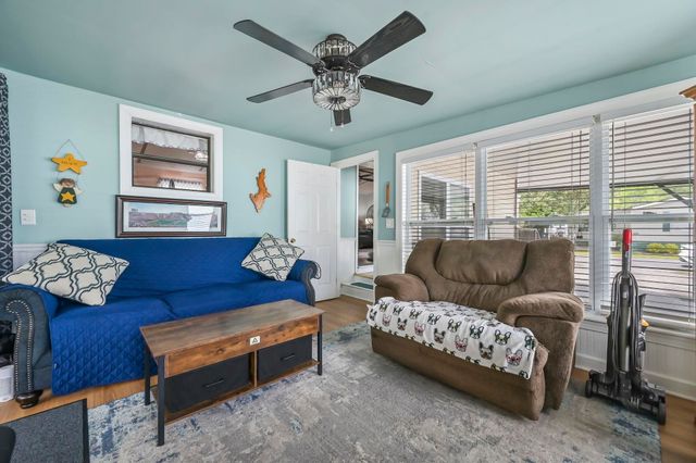 145 Ridgeway Loop, Murrells Inlet, SC 29576