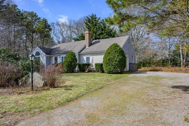 193 Yankee Dr, Brewster, MA 02631