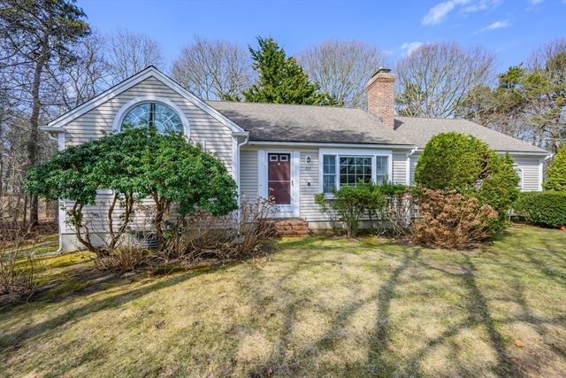 193 Yankee Dr, Brewster, MA 02631