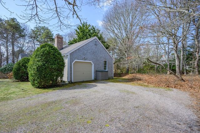 193 Yankee Dr, Brewster, MA 02631