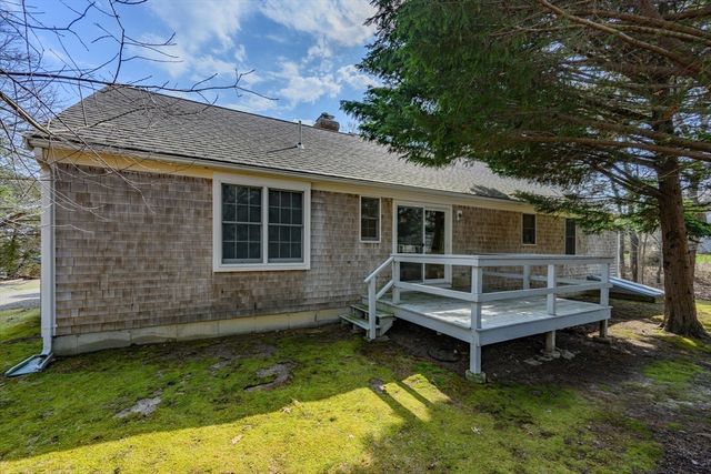 193 Yankee Dr, Brewster, MA 02631