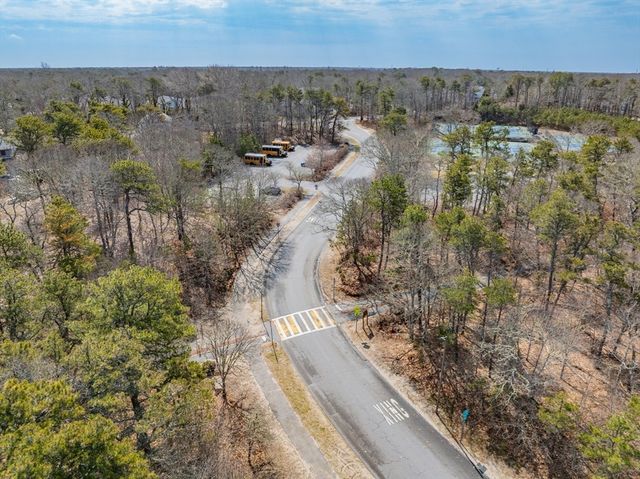 193 Yankee Dr, Brewster, MA 02631