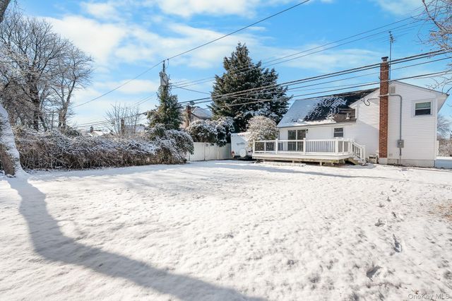 53 Elizabeth Drive, Bethpage, NY 11714