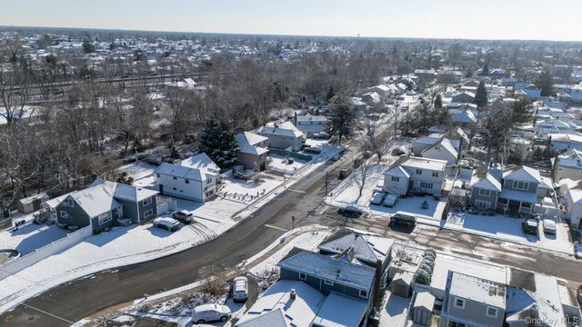 53 Elizabeth Drive, Bethpage, NY 11714