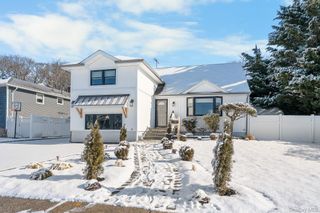 53 Elizabeth Drive, Bethpage, NY 11714