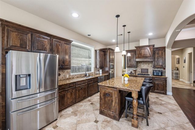 1324 Elkins Hollow Lane, League City, TX 77573