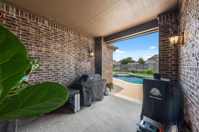 1324 Elkins Hollow Lane, League City, TX 77573