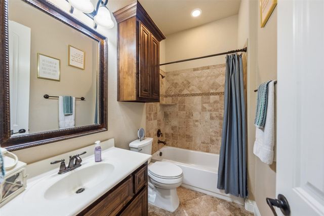 1324 Elkins Hollow Lane, League City, TX 77573