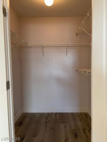 5055 West Hacienda Avenue 1033, Las Vegas, NV 89118