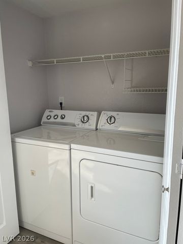 5055 West Hacienda Avenue 1033, Las Vegas, NV 89118