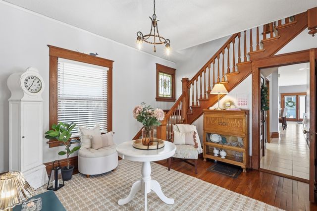 127 4th Avenue SW, Faribault, MN 55021