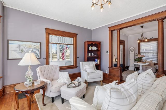 127 4th Avenue SW, Faribault, MN 55021