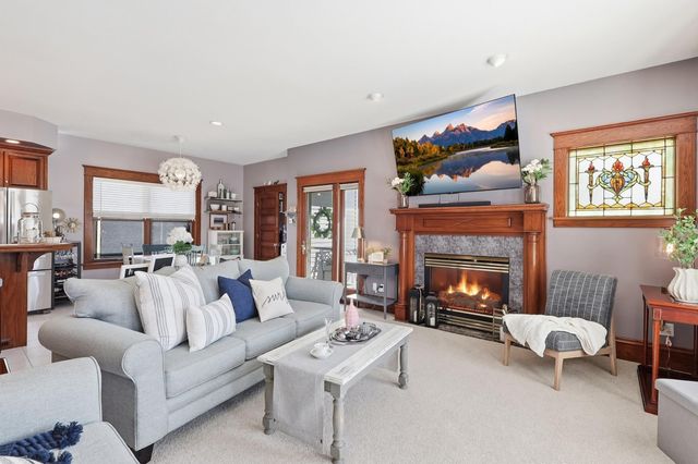 127 4th Avenue SW, Faribault, MN 55021