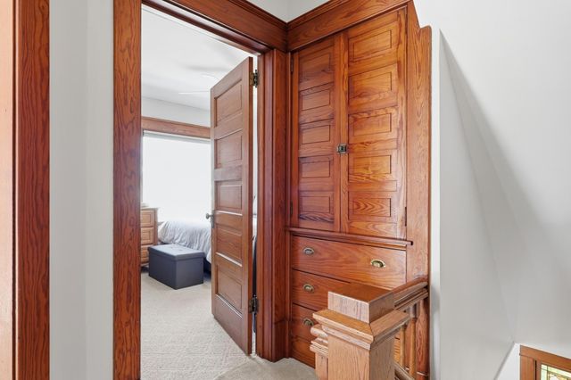 127 4th Avenue SW, Faribault, MN 55021