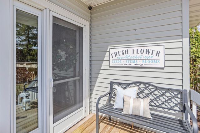 127 4th Avenue SW, Faribault, MN 55021