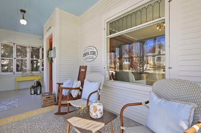 127 4th Avenue SW, Faribault, MN 55021