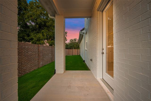 101 Magnolia Lane, Westworth Village, TX 76114
